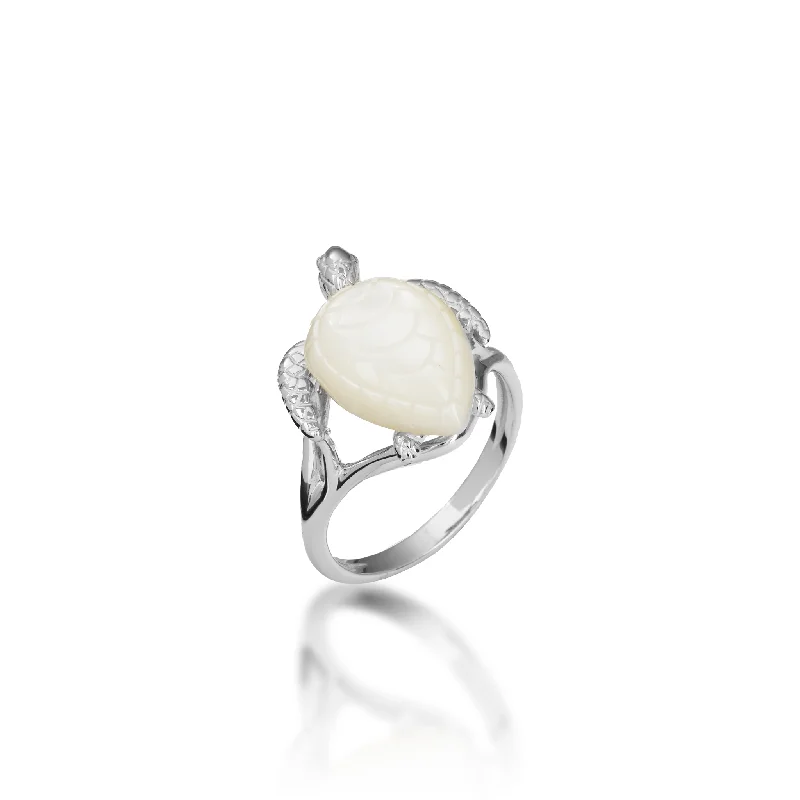 Honu Mother of Pearl Ring in White Gold - 18mm