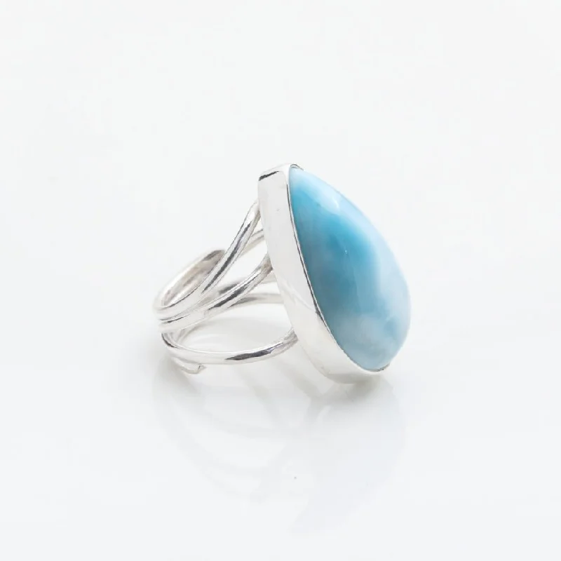 Larimar Ring Violet