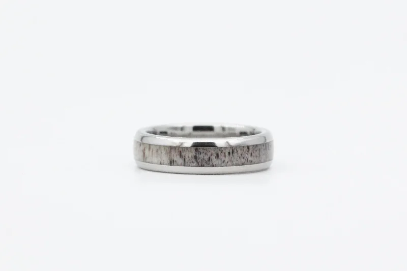 Serinium Narrow Antler Inlay Domed Ring