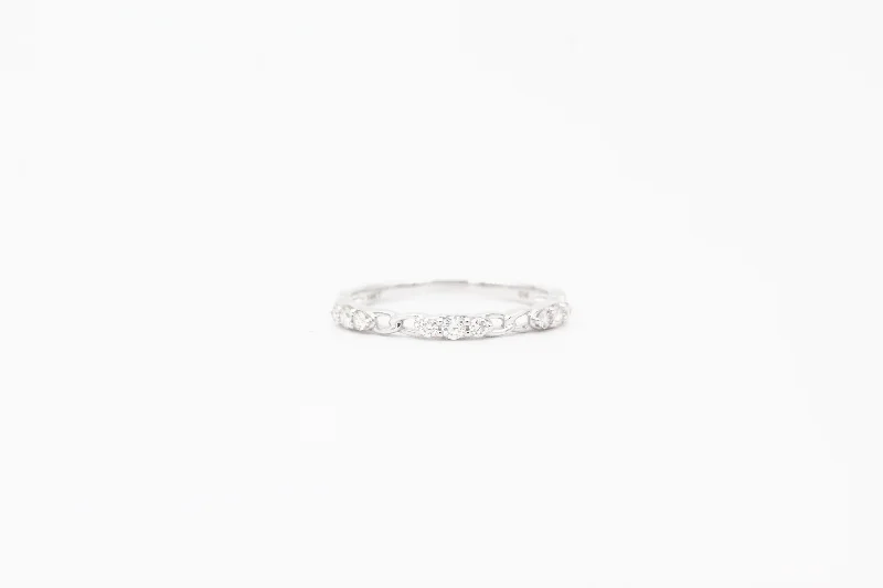 White Gold Chain Link Diamond Band