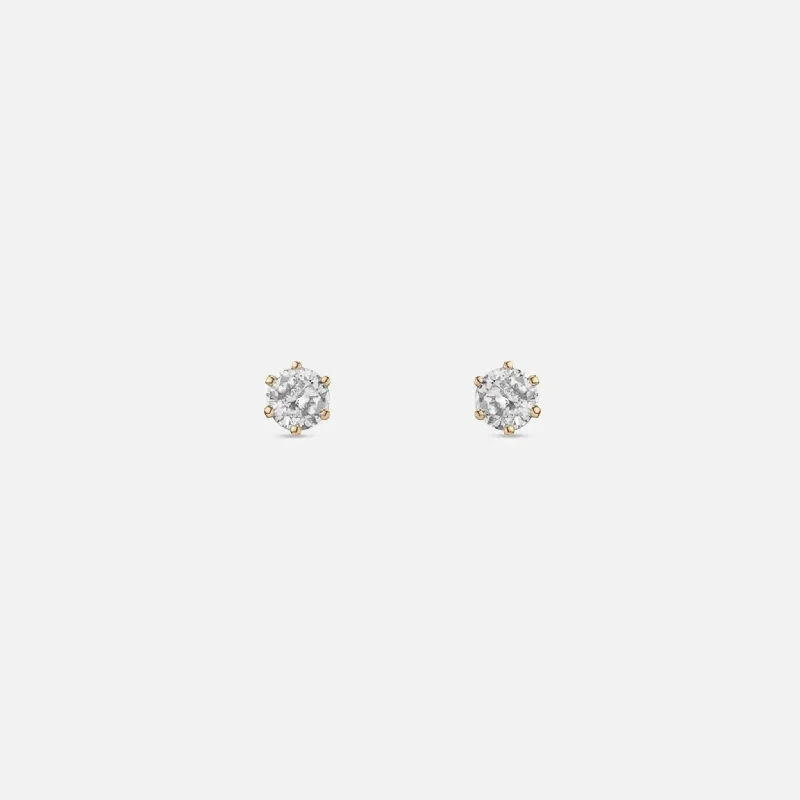 6 Prong Grey Diamond Studs