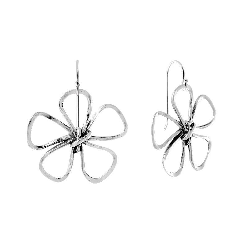 Hollow Flower Dangle Earrings E10450