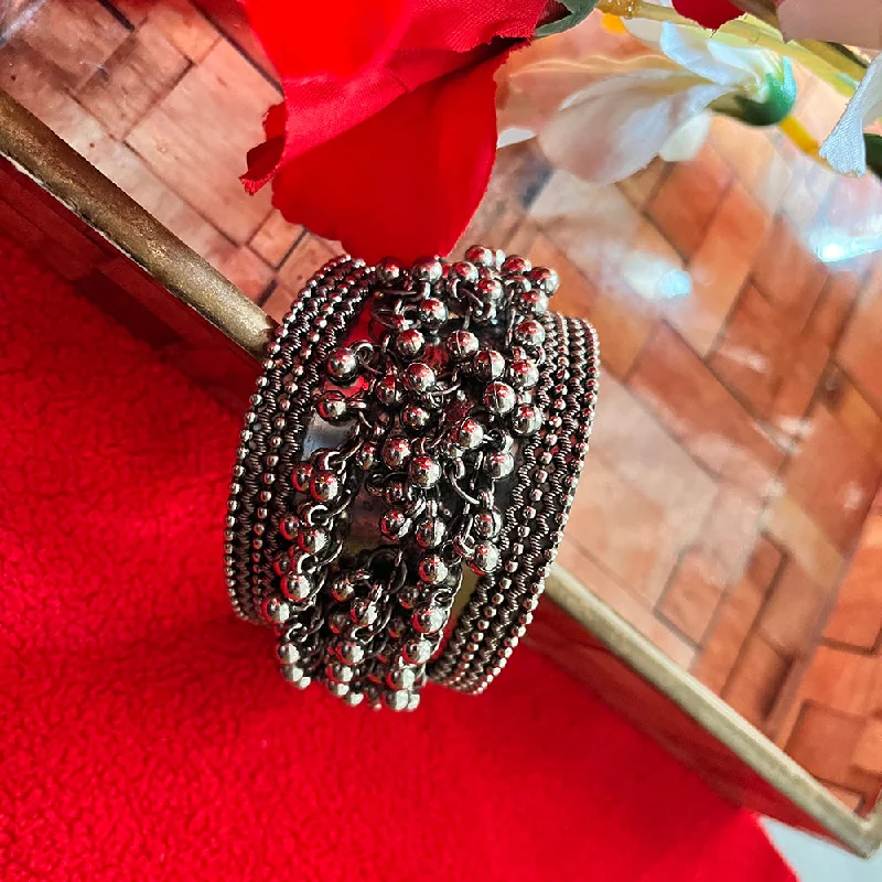 Grab Your Favorite Jewelry At The Lowest Prices Shringarstreet Light Weight Oxidised Silver Kada