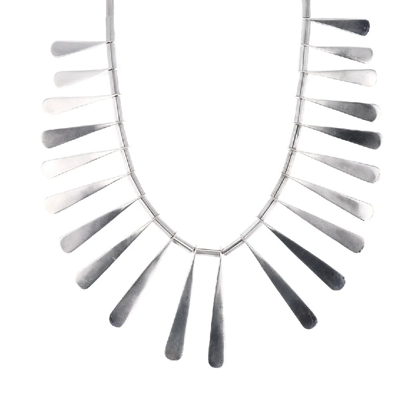 The Perfect Jewelry Piece At The Perfect Discount Sterling Silver Mid Century Necklace